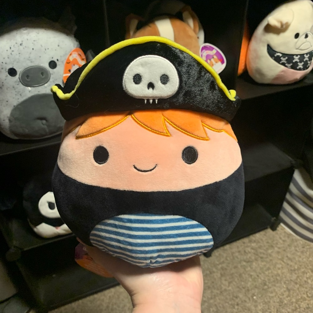 NWT 9” Petey/Paxton Flipamallow Squishmallow